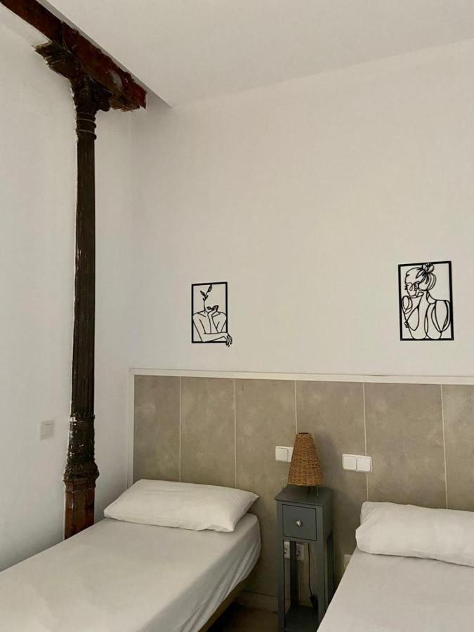 Apartamento En El Centro De Madrid!! Luaran gambar