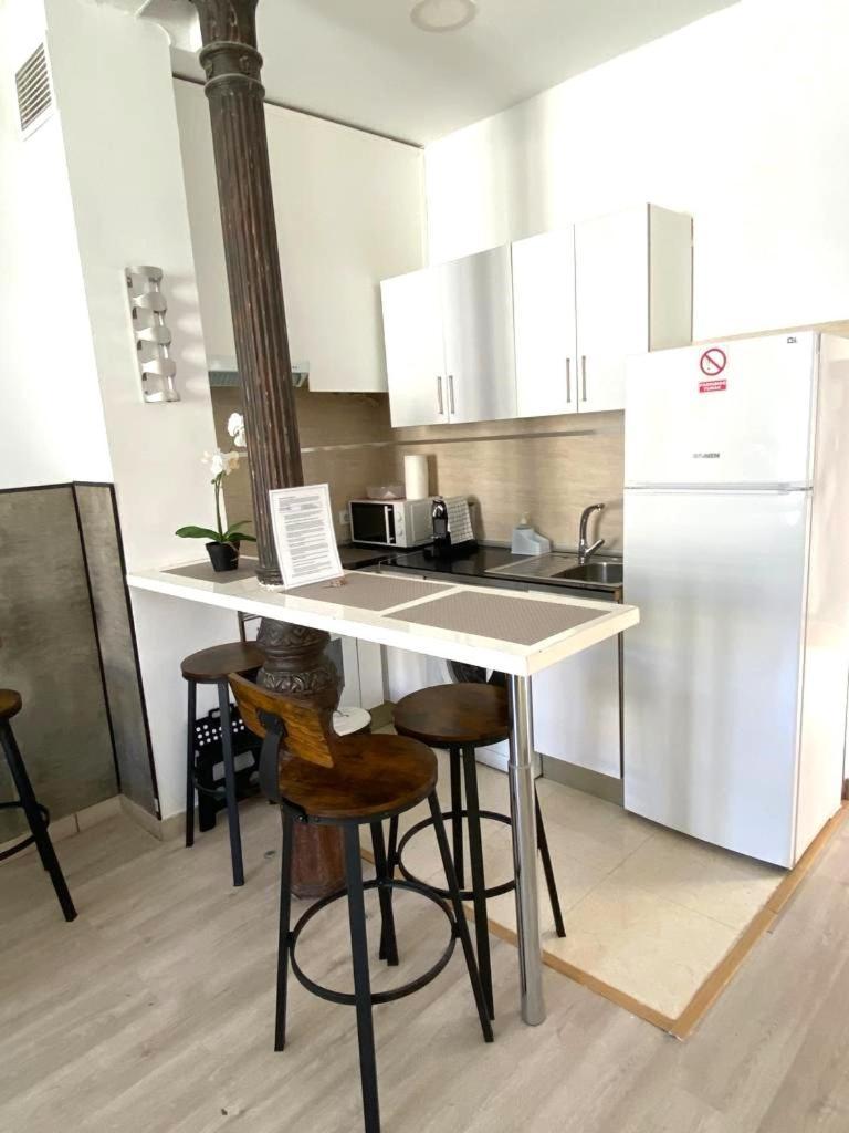 Apartamento En El Centro De Madrid!! Luaran gambar